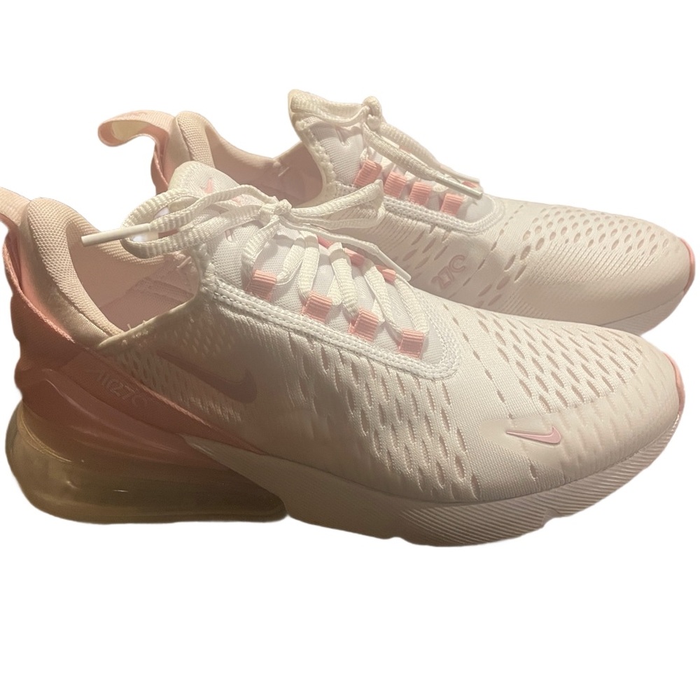 Nike Women's Air Max 270 White and Pink Sneakers (gently used)